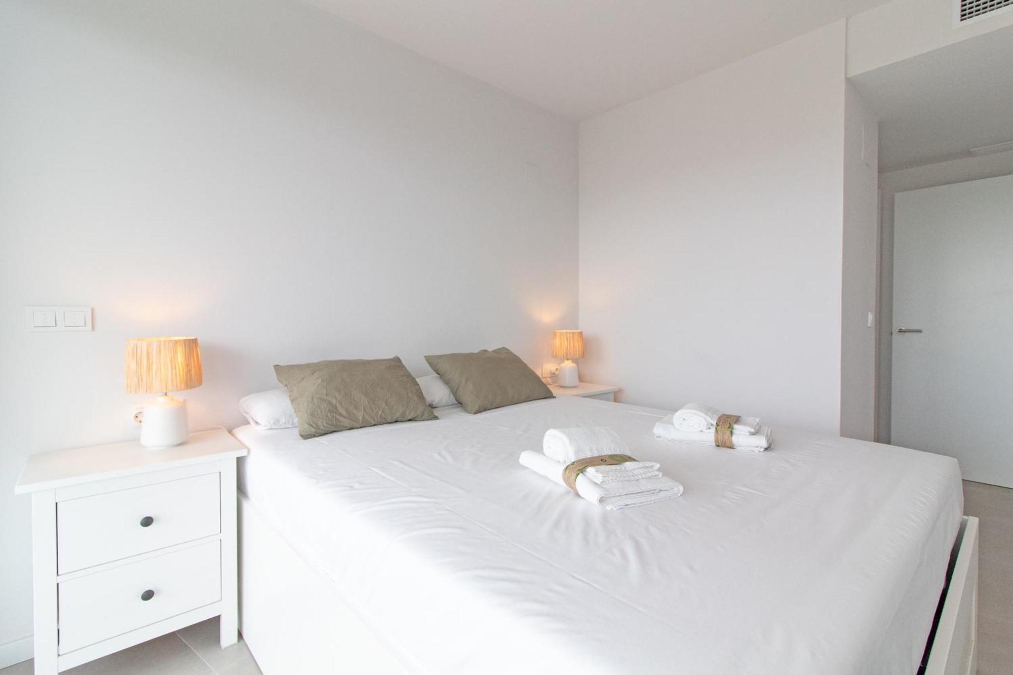 Global Properties, Con Vistas Al Mar, 2 Terrazas Y Piscina En *