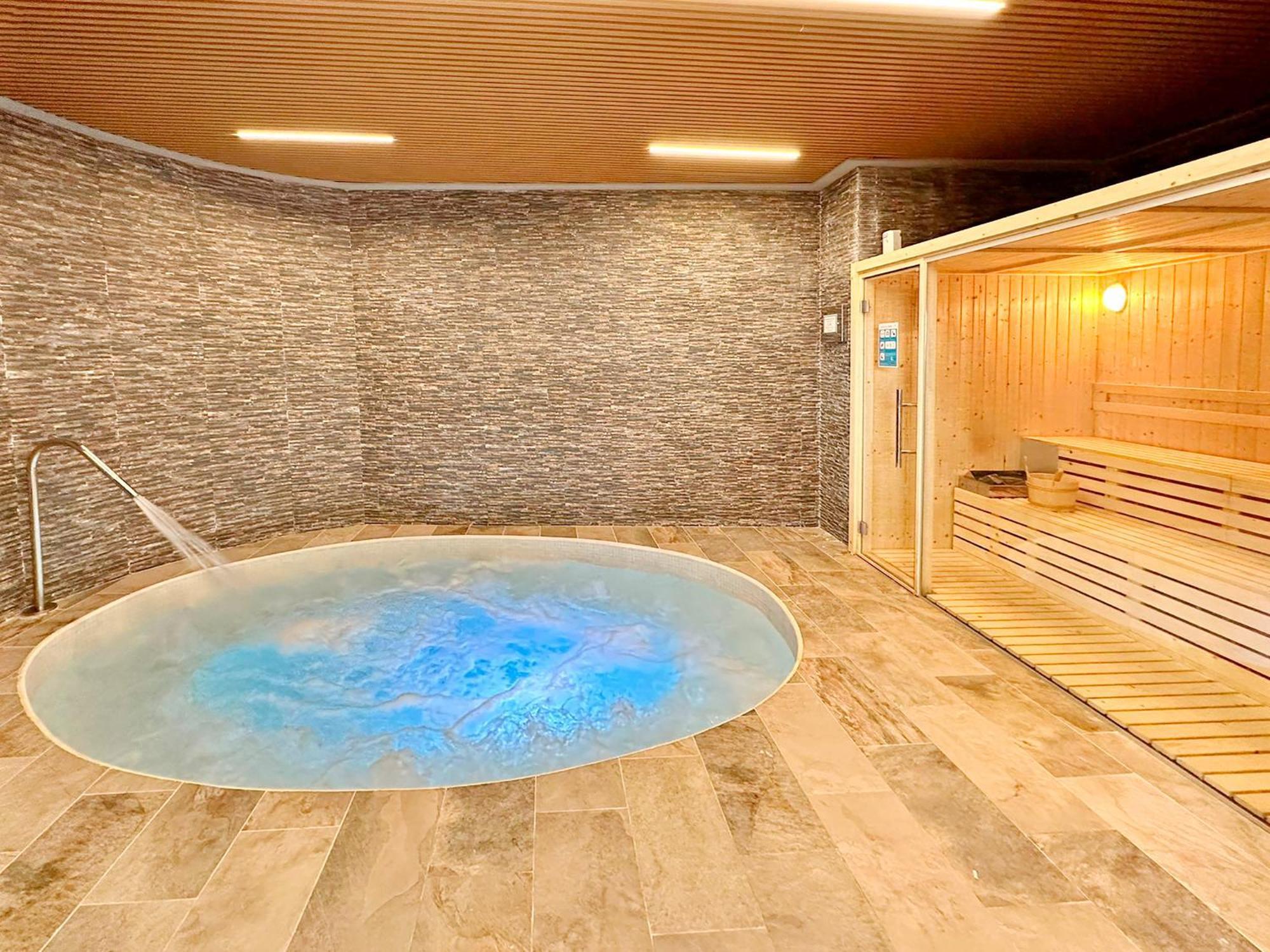 Global Properties, Con Vistas Al Mar, 2 Terrazas Y Piscina En Apartament *