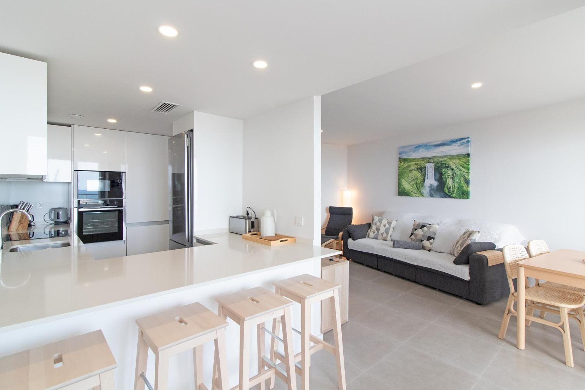 Global Properties, Con Vistas Al Mar, 2 Terrazas Y Piscina En Apartament *